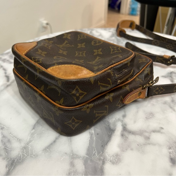 Vintage Louis Vuitton | Amazon PM Monogram Crossbody Bag - Picture 5 of 11